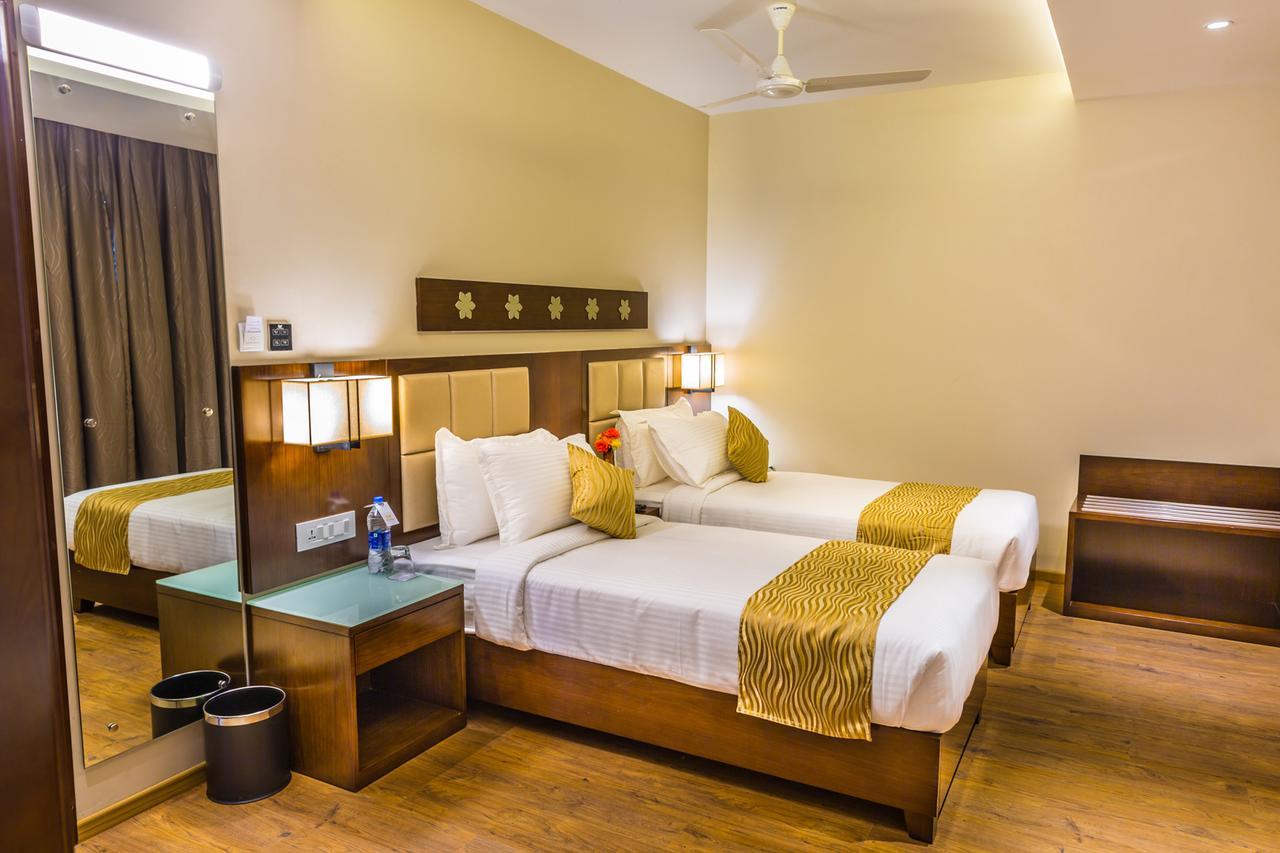 Casa Montana Munnar Hotel Exterior photo